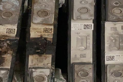 洛南石门专业回收铁锂电池,废电瓶回收多少钱一个|收废旧锂电池